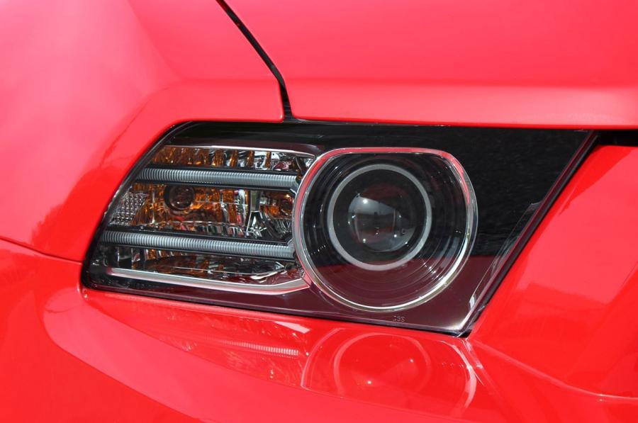  Ford Mustang GT Convertible 2013 года  (фото 62 из 65)